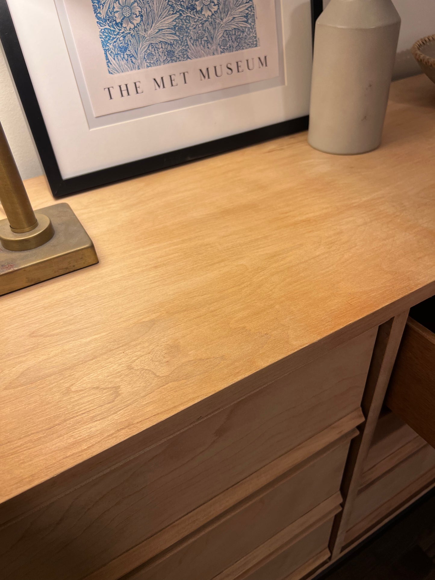 dresser