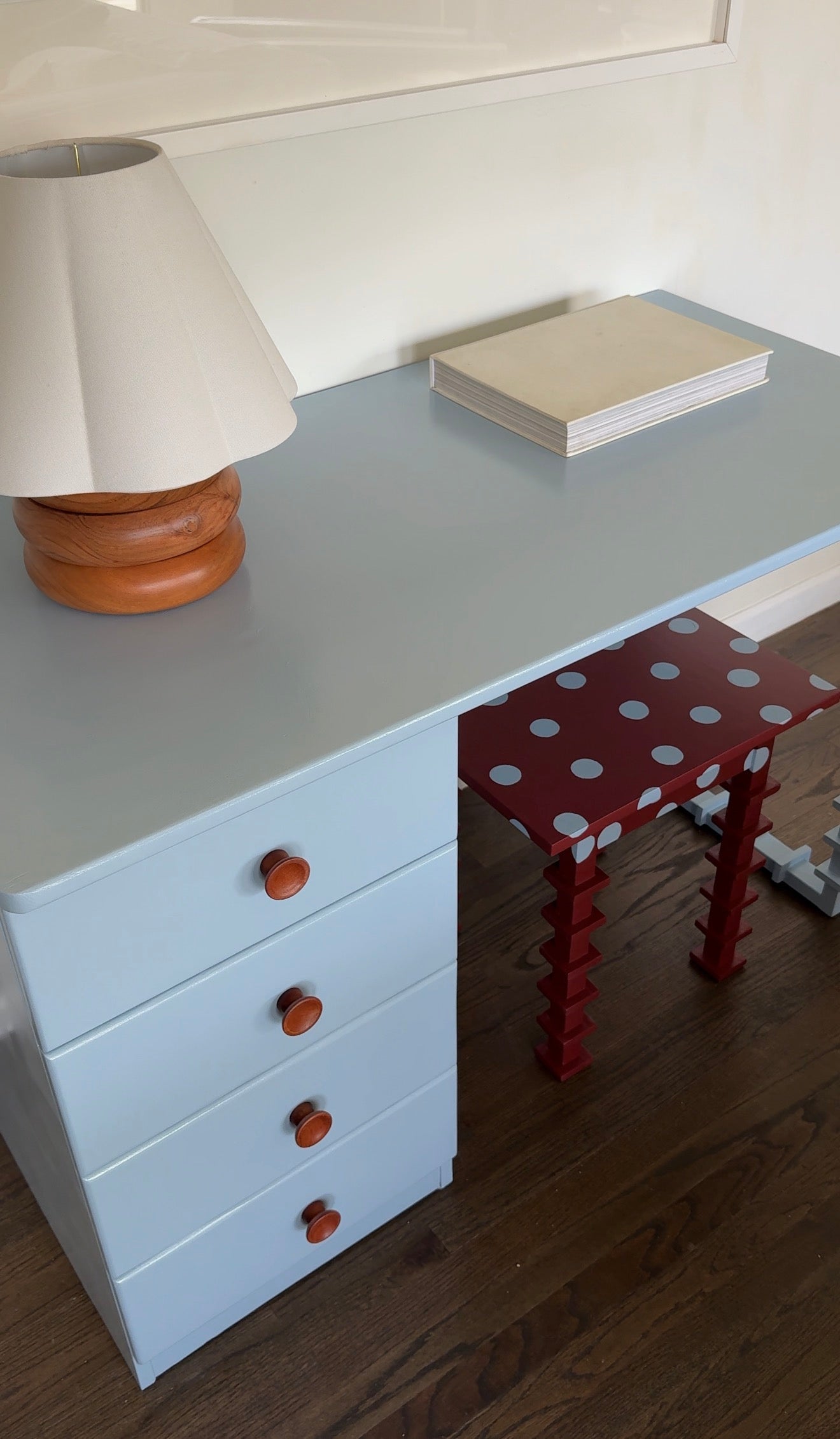 The Clairo Desk Set