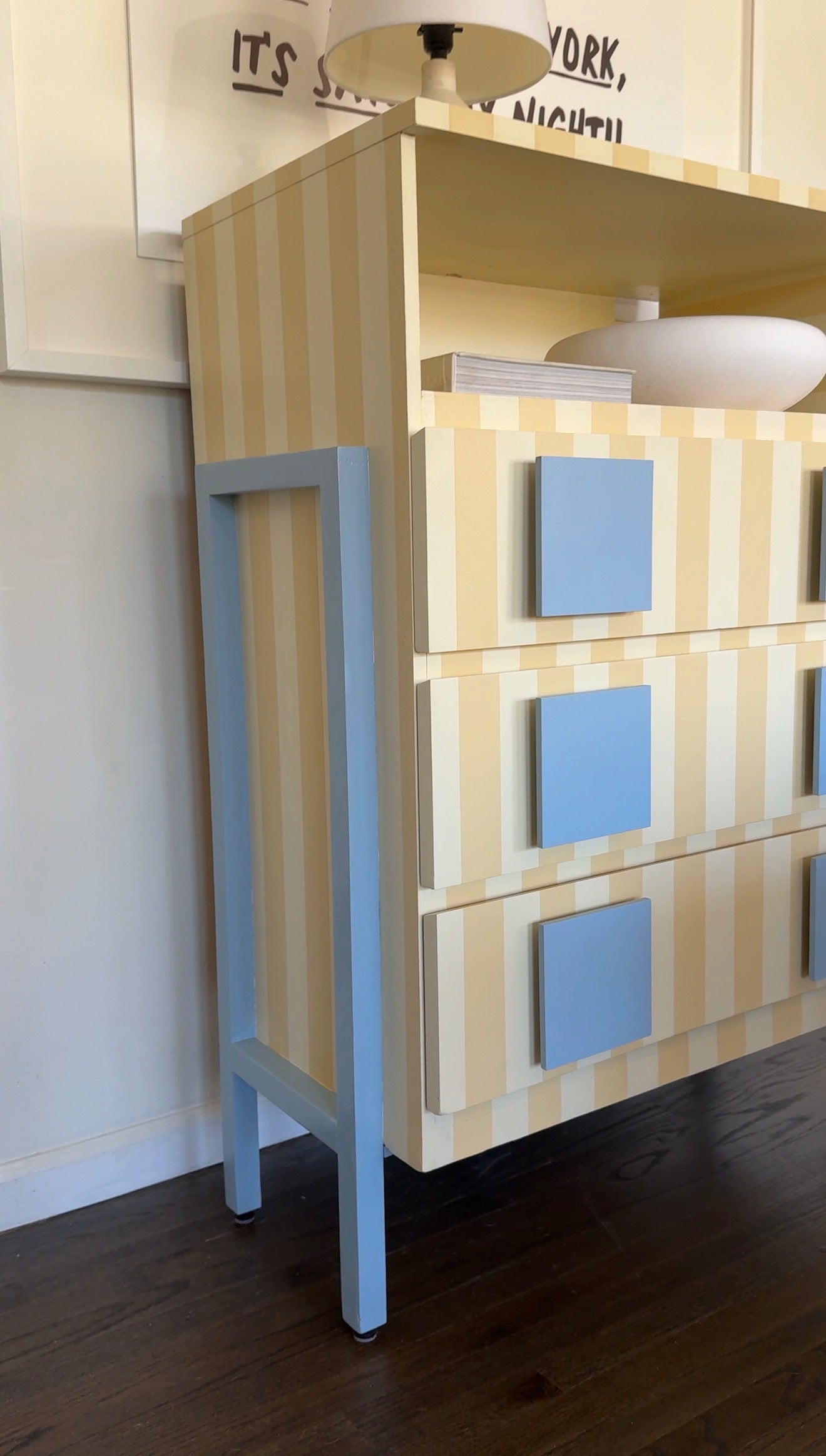 The Roo Dresser