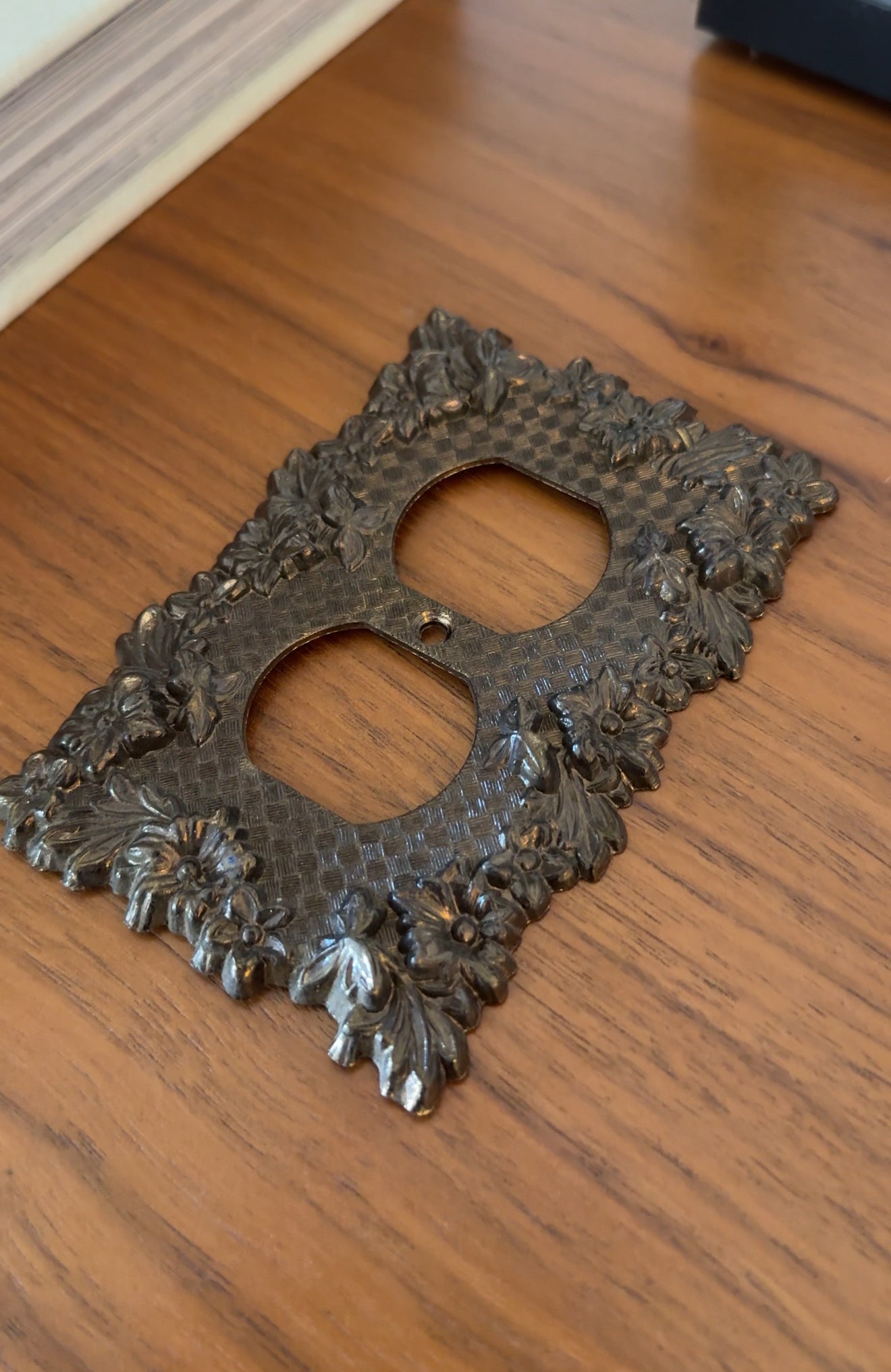 Vintage Outlet Cover Plate