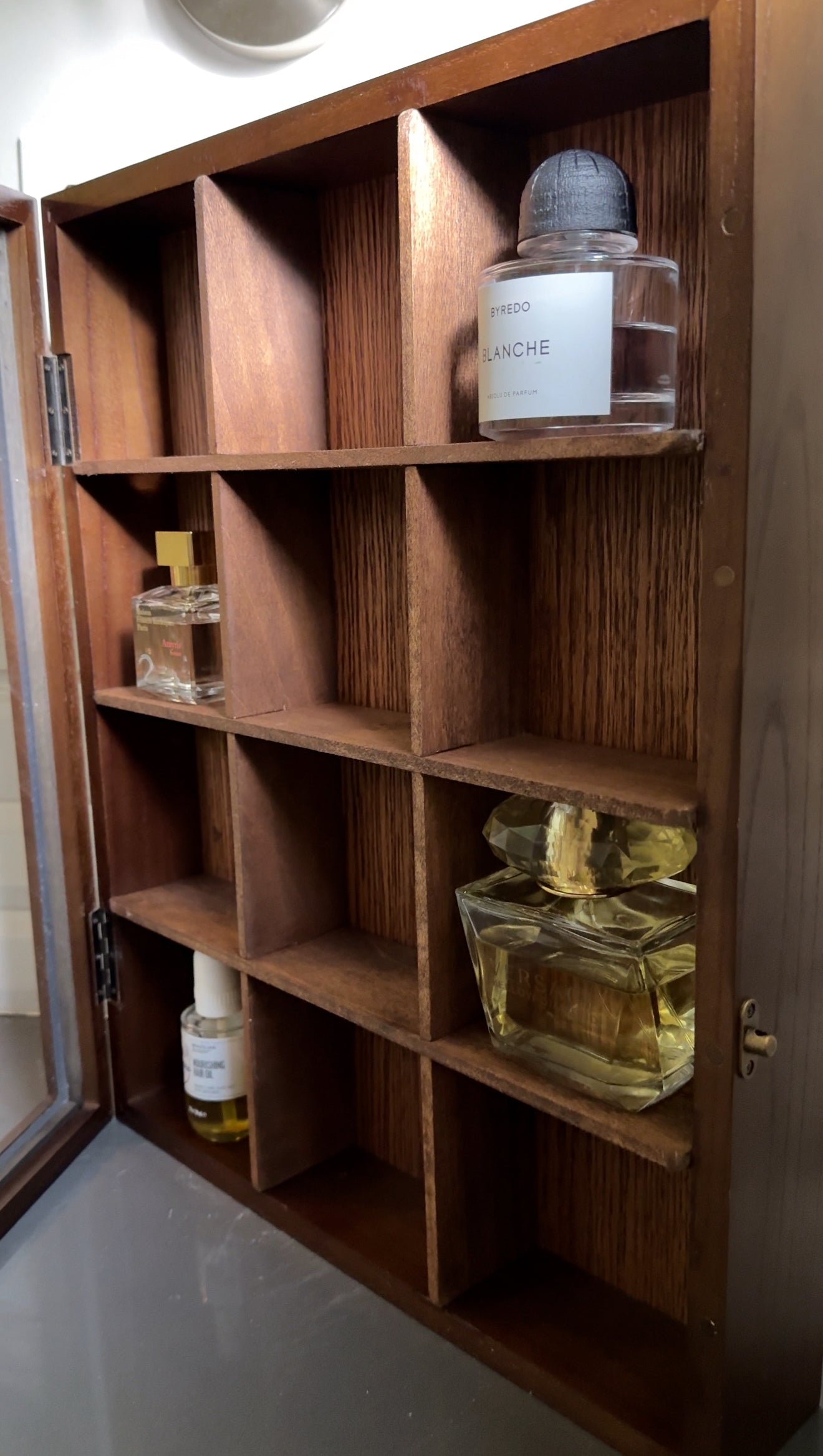 The Eau Box - Walnut