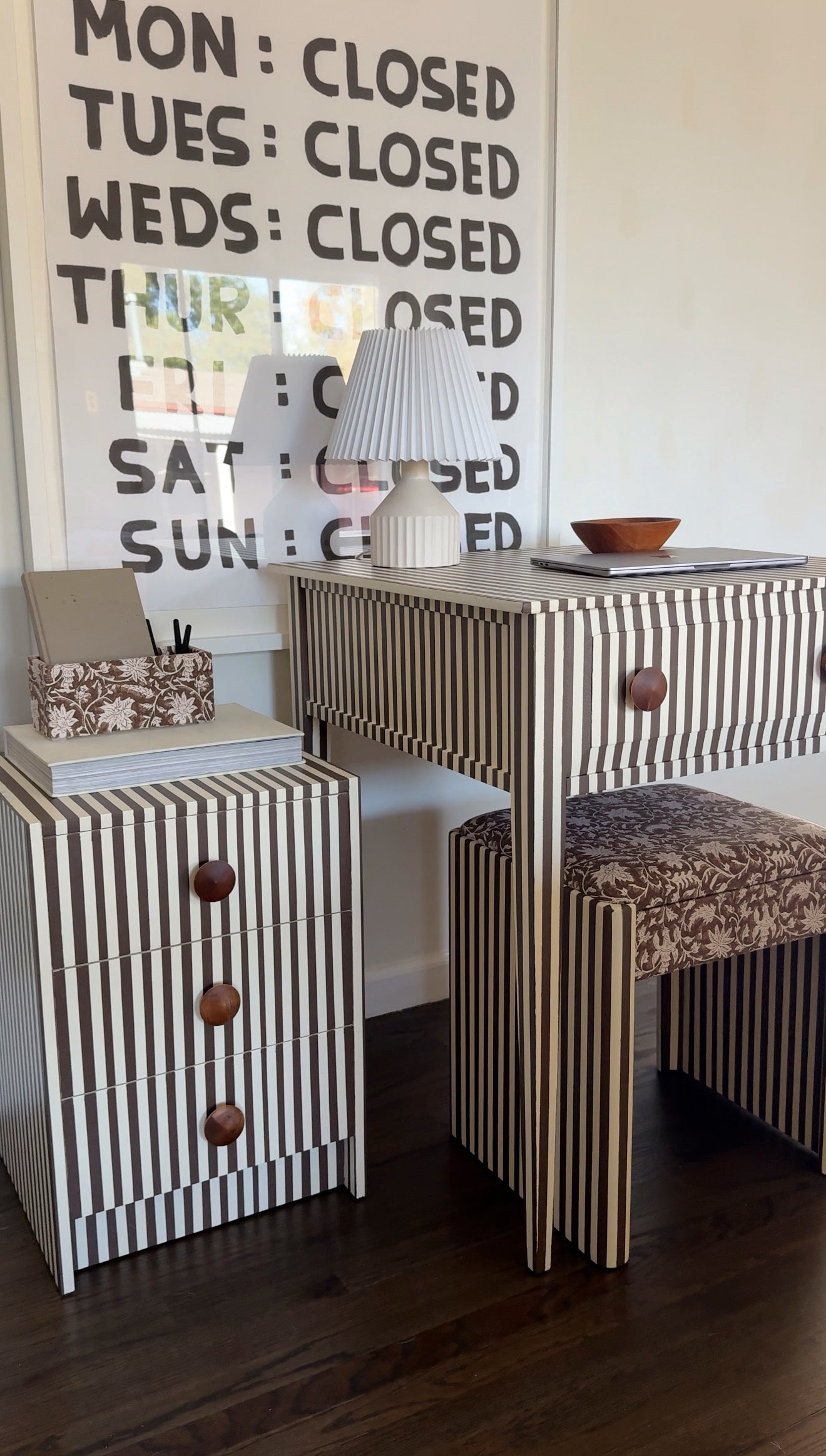 The Afternoon Desk Set