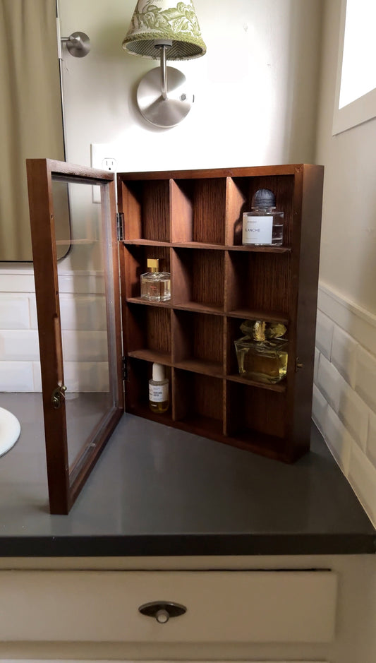 The Eau Box - Walnut